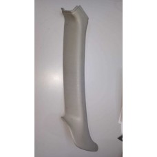 Acabamento Coluna Traseira Direita Vw Parati